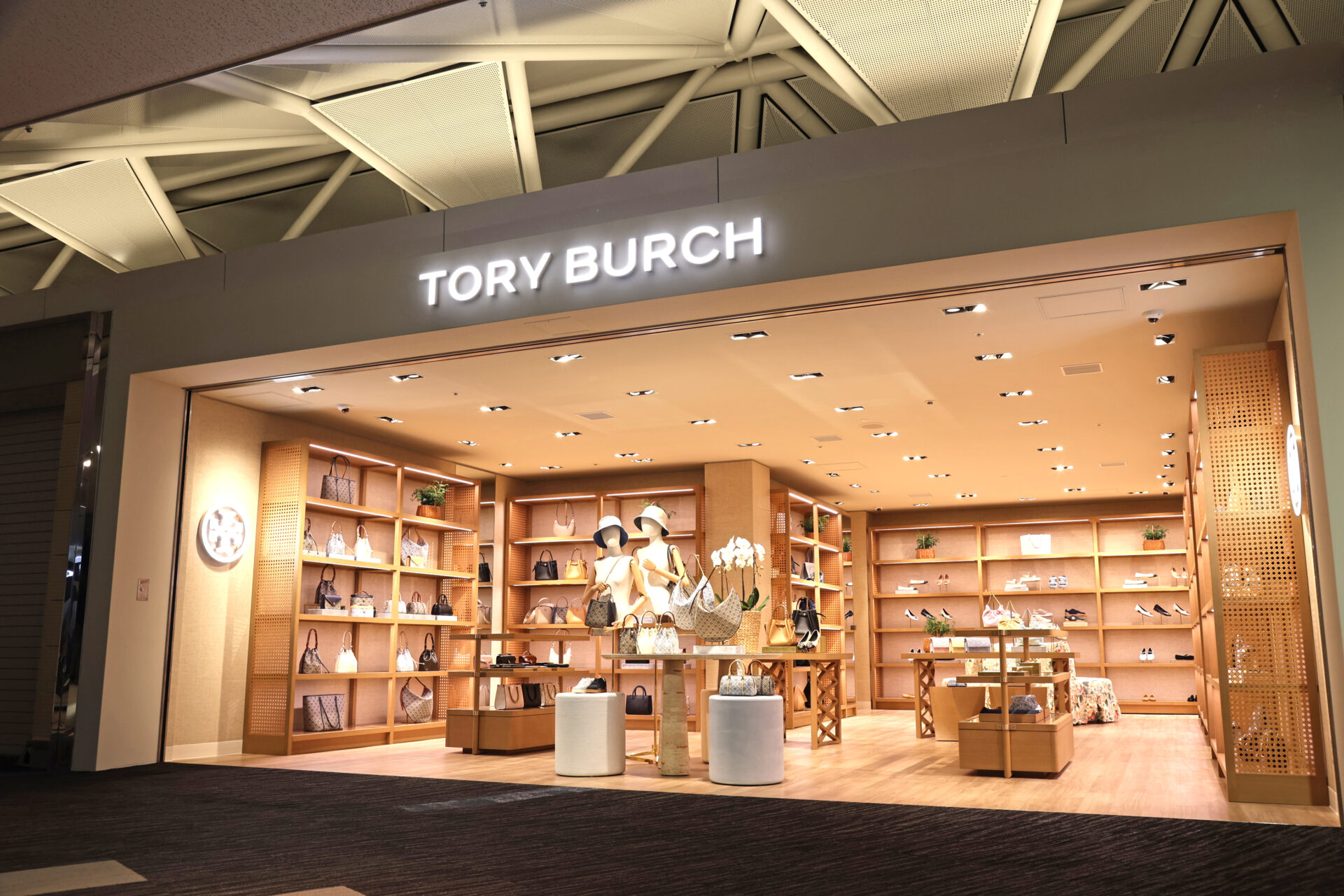 中部国際空港セントレアにTORY BURCH POPUP STOREが期間限定オープン